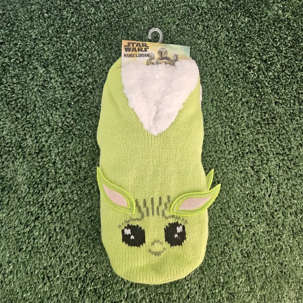 Baby Yoda Mandalorian Unisex Fuzzy Babba Sherpa Slippers NWT Youth size 5-9